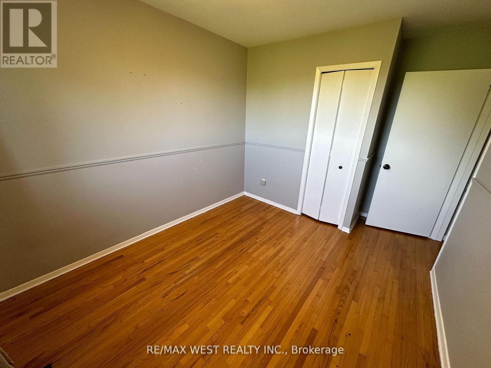 Upper - 152 Rainbow Drive, Vaughan, Ontario  L4L 2K7 - Photo 5 - N12438624