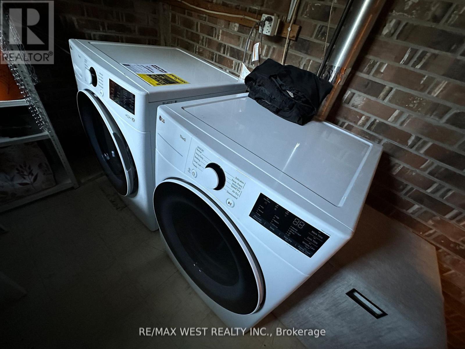 Upper - 152 Rainbow Drive, Vaughan, Ontario  L4L 2K7 - Photo 9 - N12438624