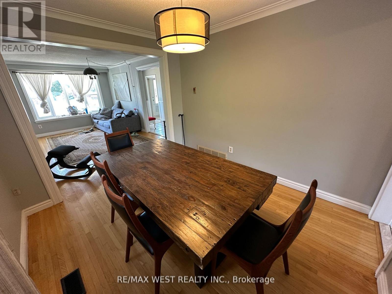 Upper - 152 Rainbow Drive, Vaughan, Ontario  L4L 2K7 - Photo 18 - N12438624