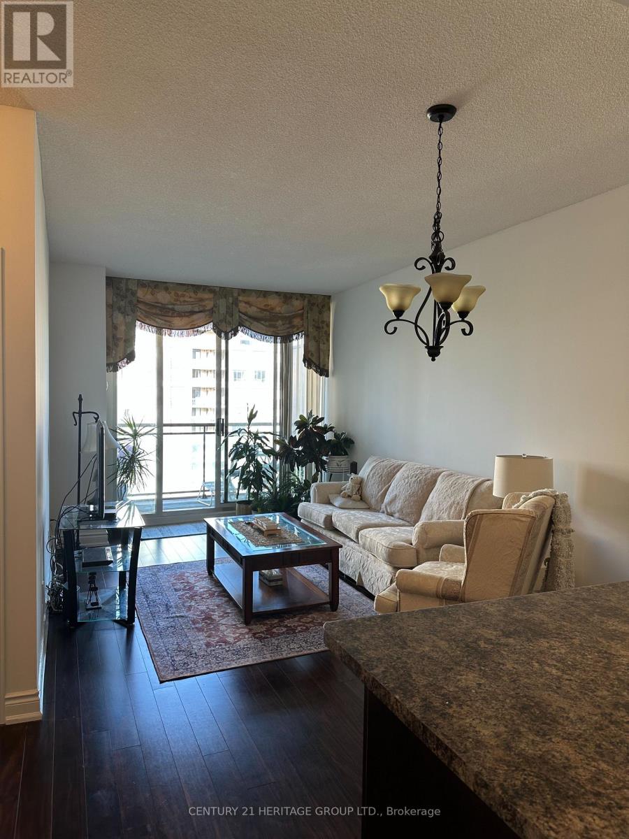 809 - 310 Red Maple Road, Richmond Hill, Ontario  L4C 0T7 - Photo 4 - N12466636