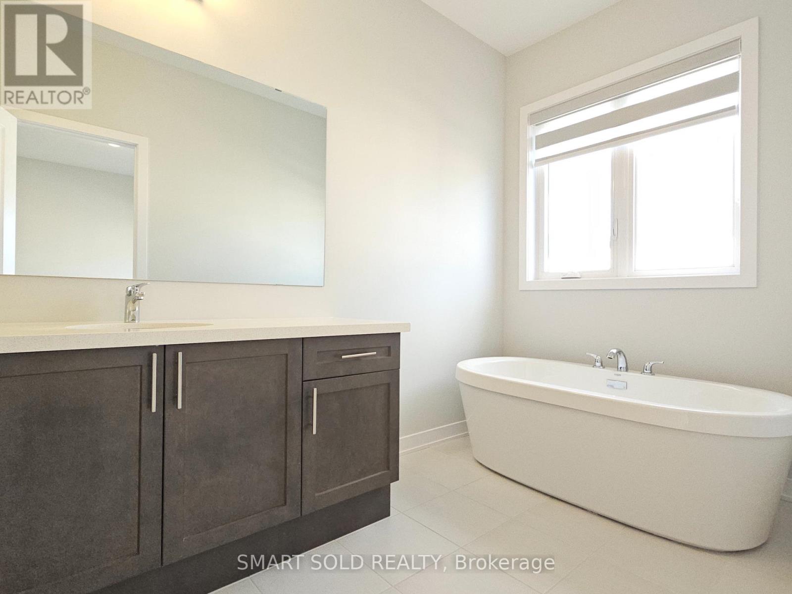 23 Freeman Williams Street, Markham, Ontario  L6C 3M7 - Photo 10 - N12444830