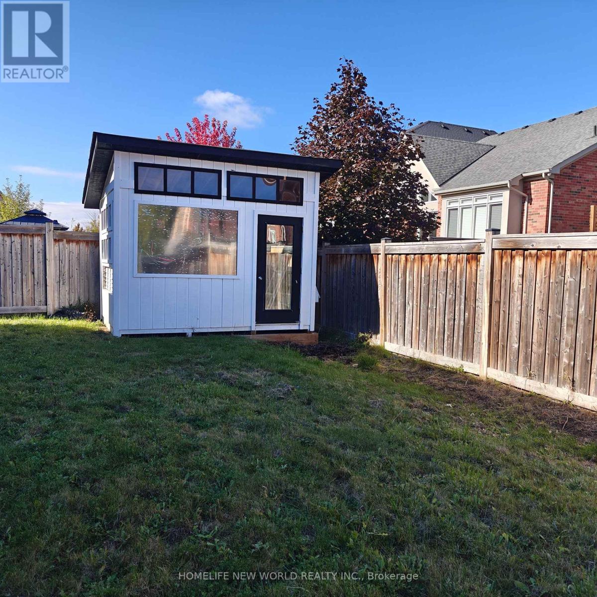 32 Citrine Drive, Bradford West Gwillimbury, Ontario  L3Z 0T5 - Photo 10 - N12487384