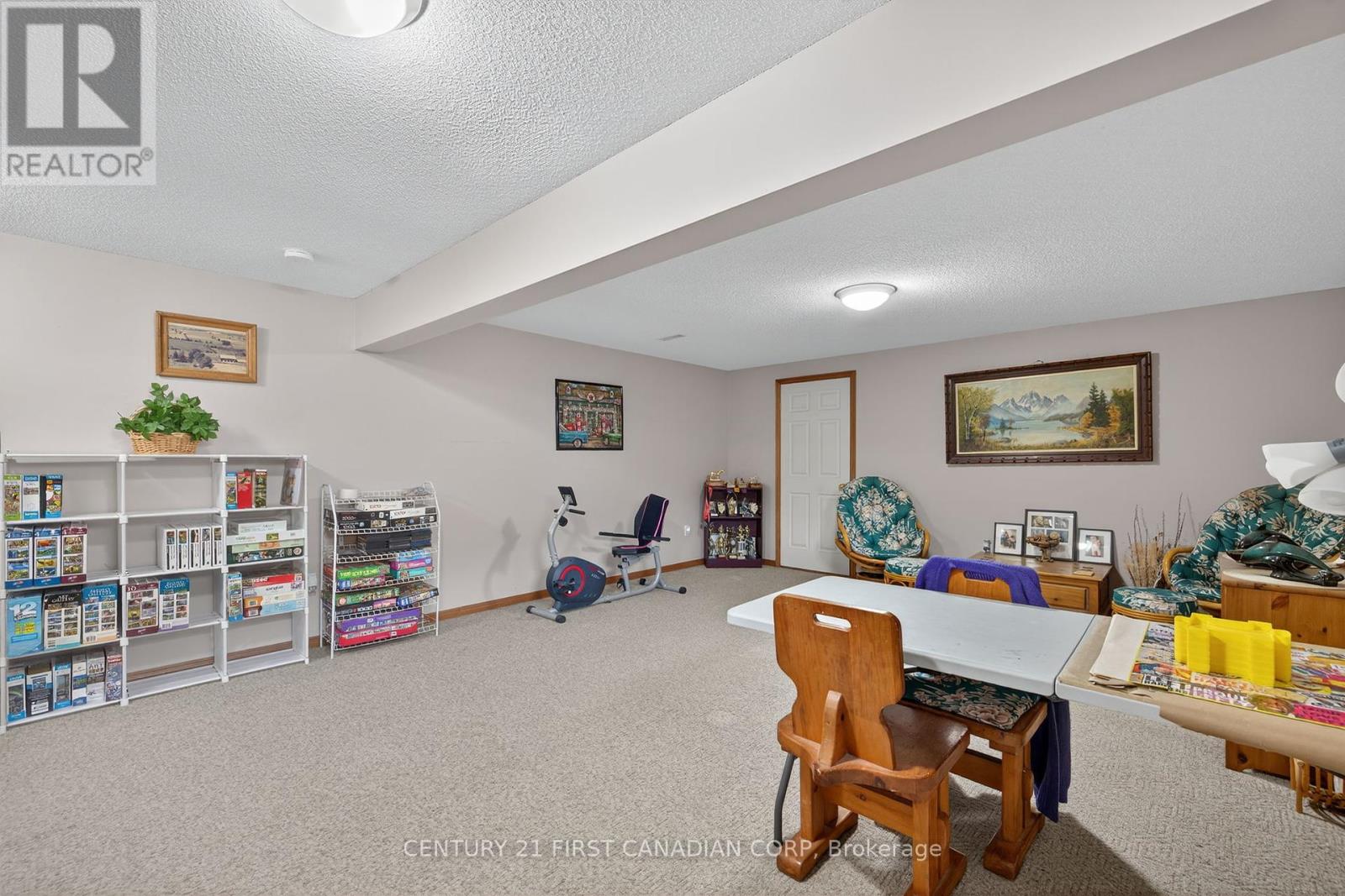 19 Hemlock Boulevard, Strathroy-Caradoc, Ontario  N7G 4B9 - Photo 28 - X12384179