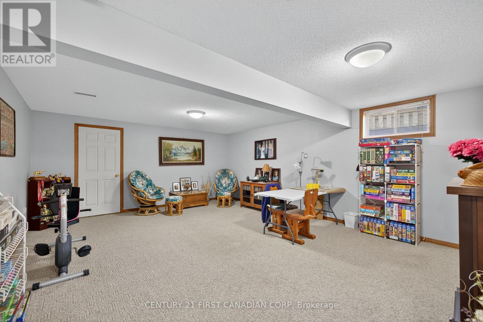 19 Hemlock Boulevard, Strathroy-Caradoc, Ontario  N7G 4B9 - Photo 26 - X12384179