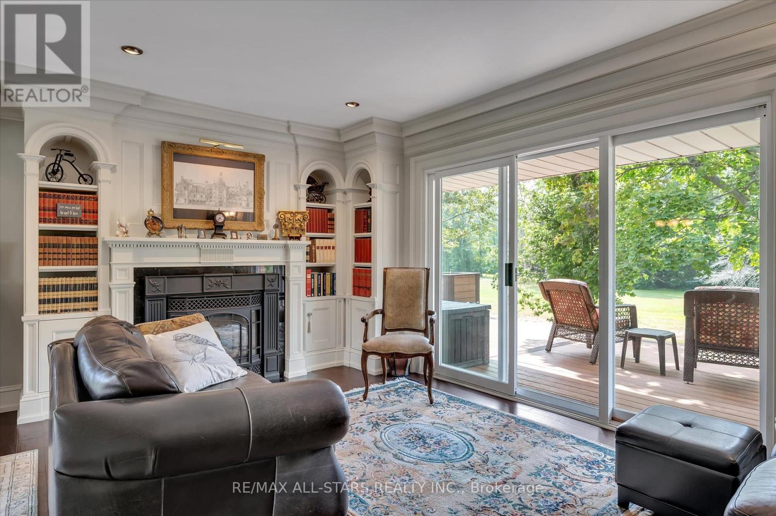 5427 Ravenshoe Road, East Gwillimbury, Ontario  L0E 1R0 - Photo 19 - N12336382