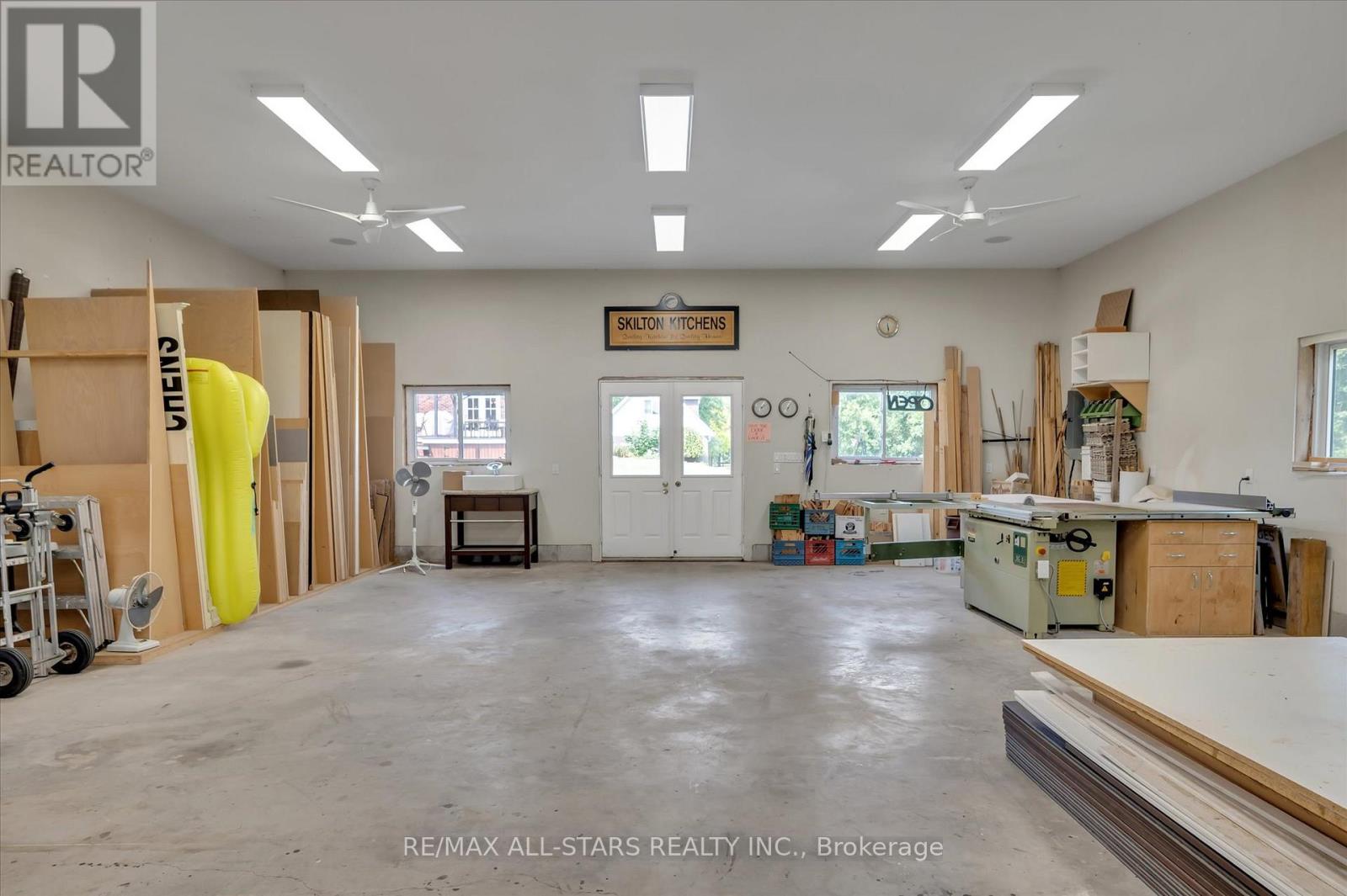 5427 Ravenshoe Road, East Gwillimbury, Ontario  L0E 1R0 - Photo 41 - N12336382