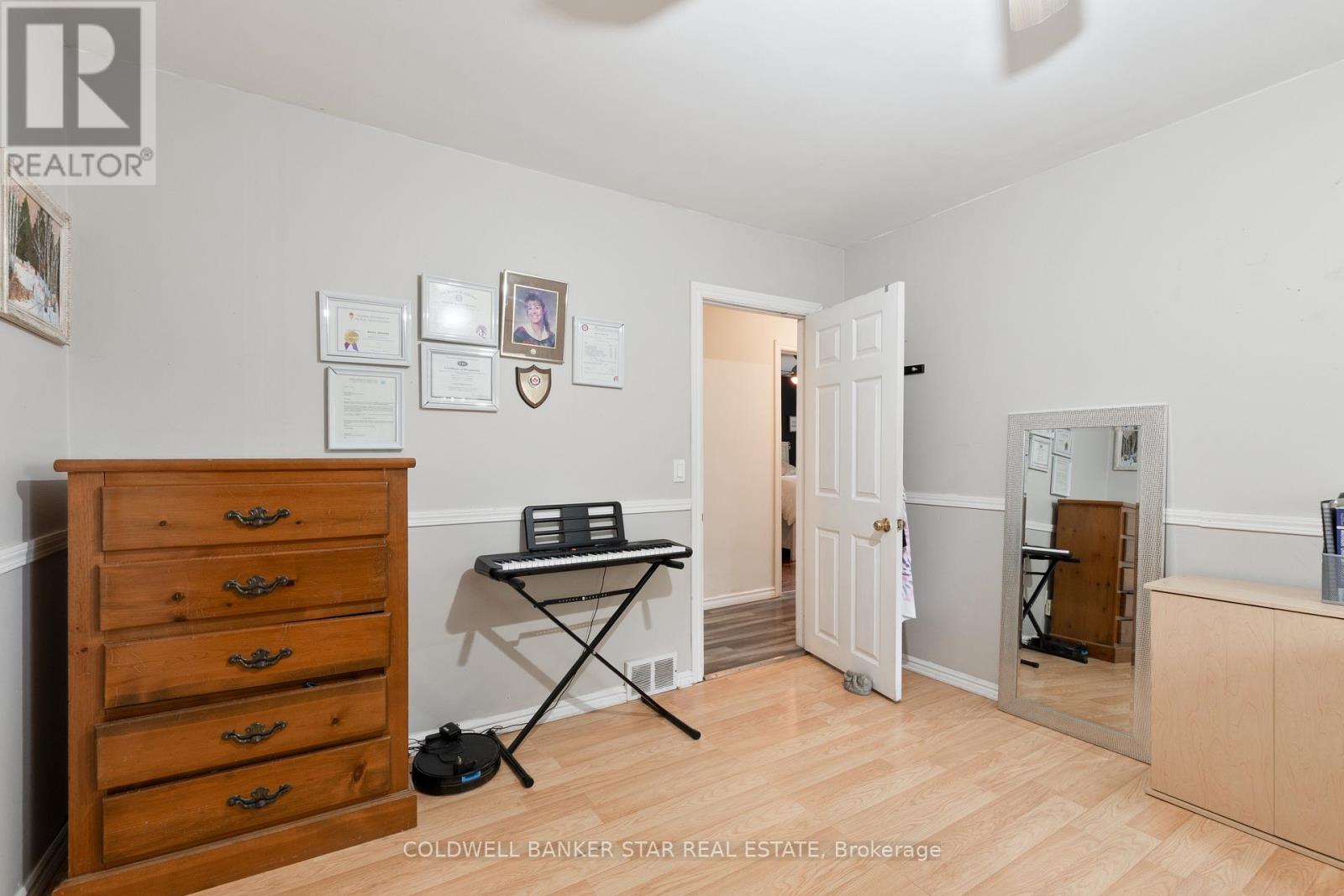 35613 Victoria Street, Southwold, Ontario  N0L 1K0 - Photo 24 - X12475325