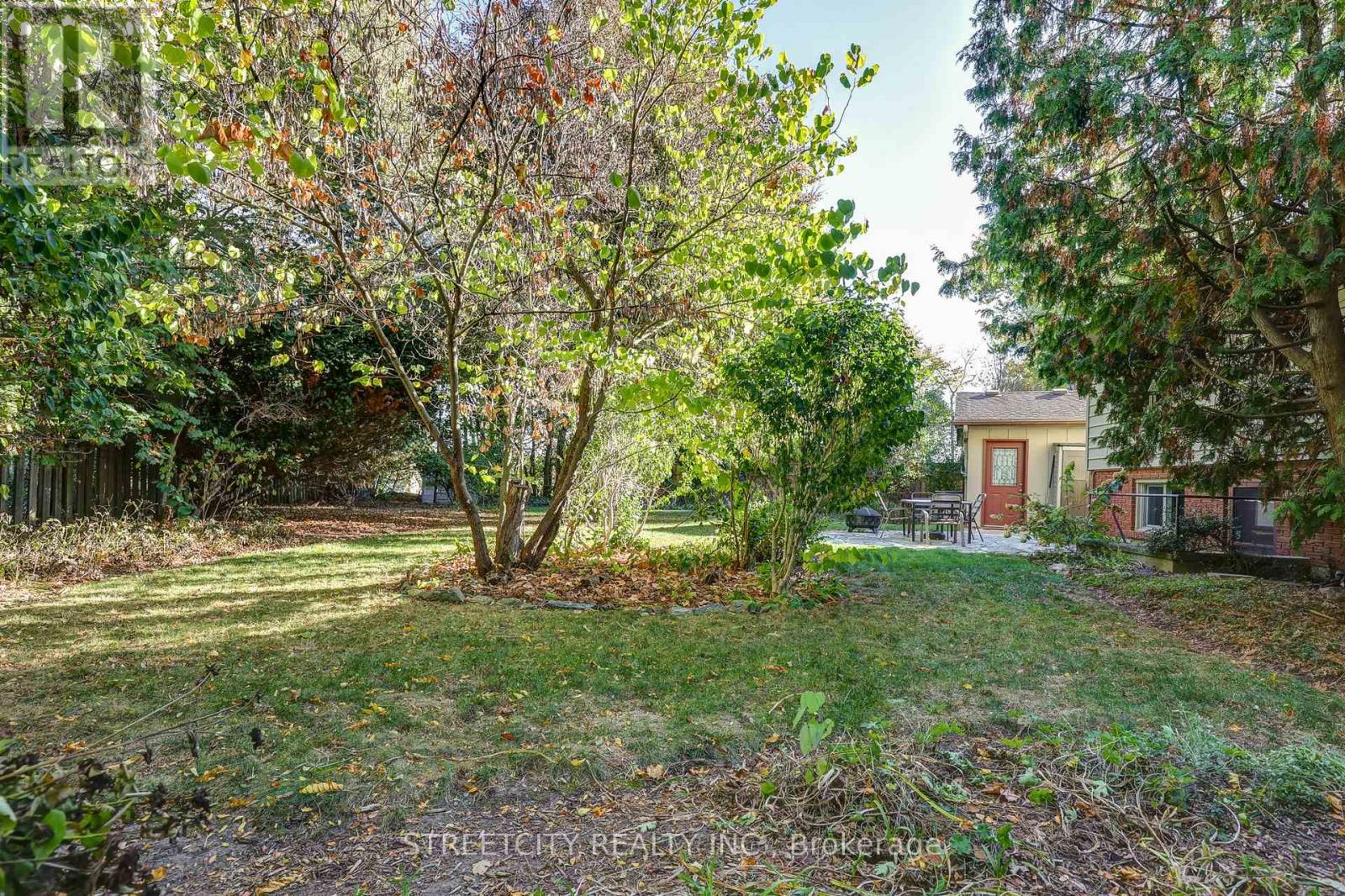 71 Glenburnie Crescent, London North, Ontario  N5X 2A1 - Photo 9 - X12473458