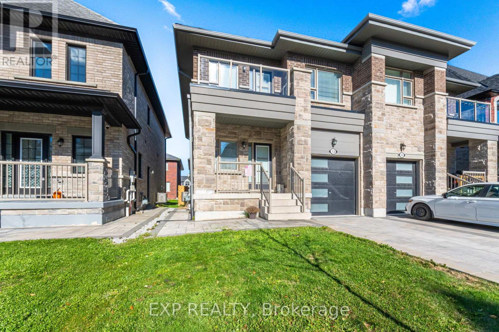 13 Alan Williams Trail, Uxbridge, Ontario  L9P 0R5 - Photo 4 - N12486224