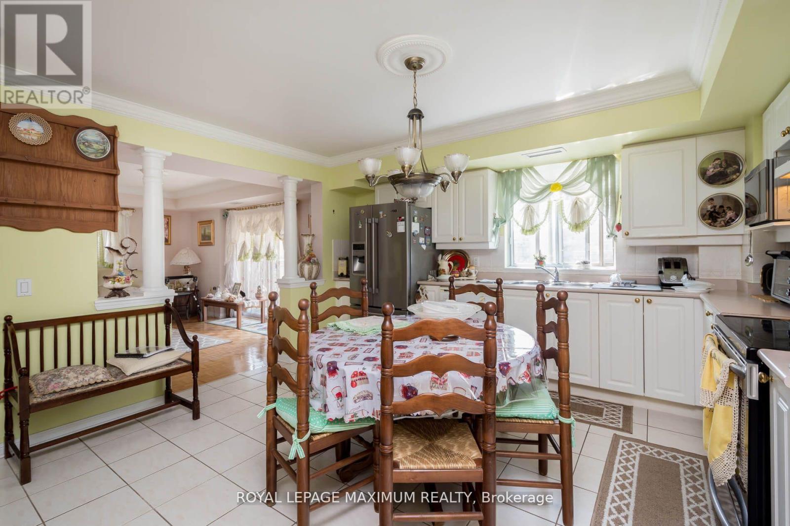 408 - 2506 Rutherford Road, Vaughan, Ontario  L4K 5N4 - Photo 6 - N12481023