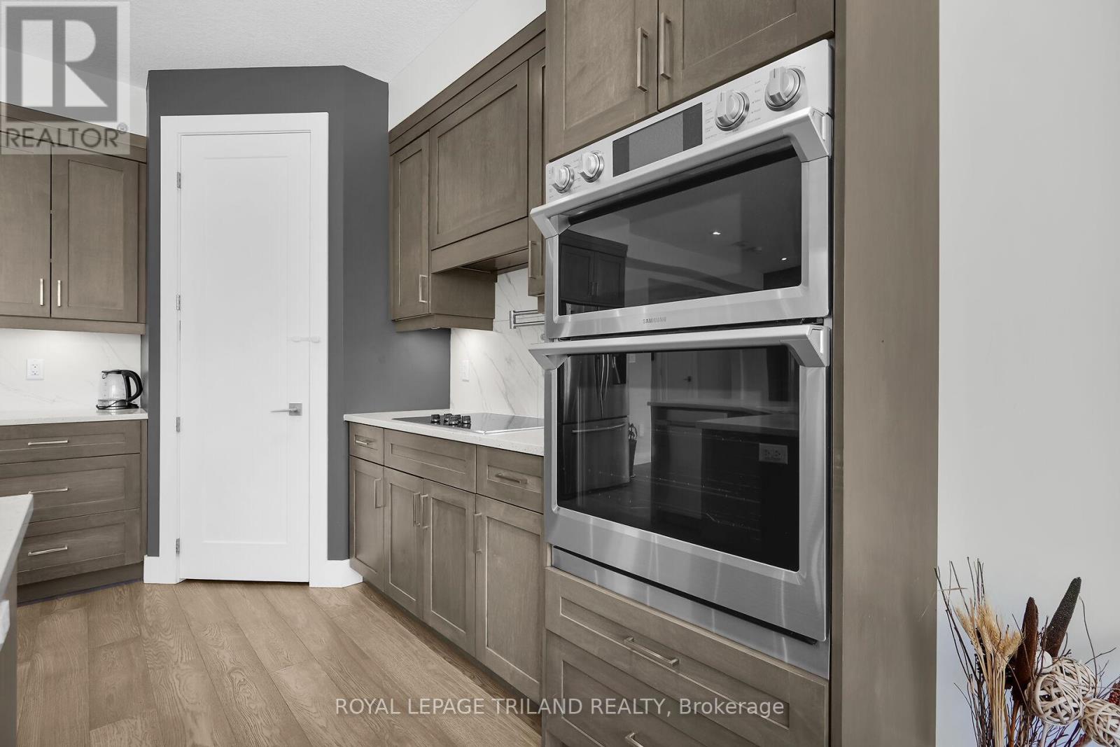 1422 Lawson Road, London North, Ontario  N6G 0E2 - Photo 13 - X12487738