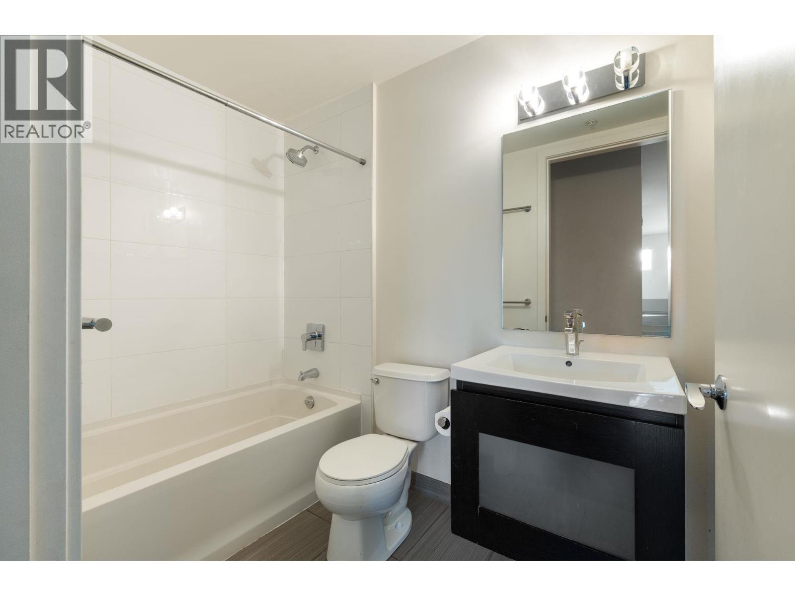 218 3333 Main Street, Vancouver, British Columbia  V5V 3M8 - Photo 13 - R3063132