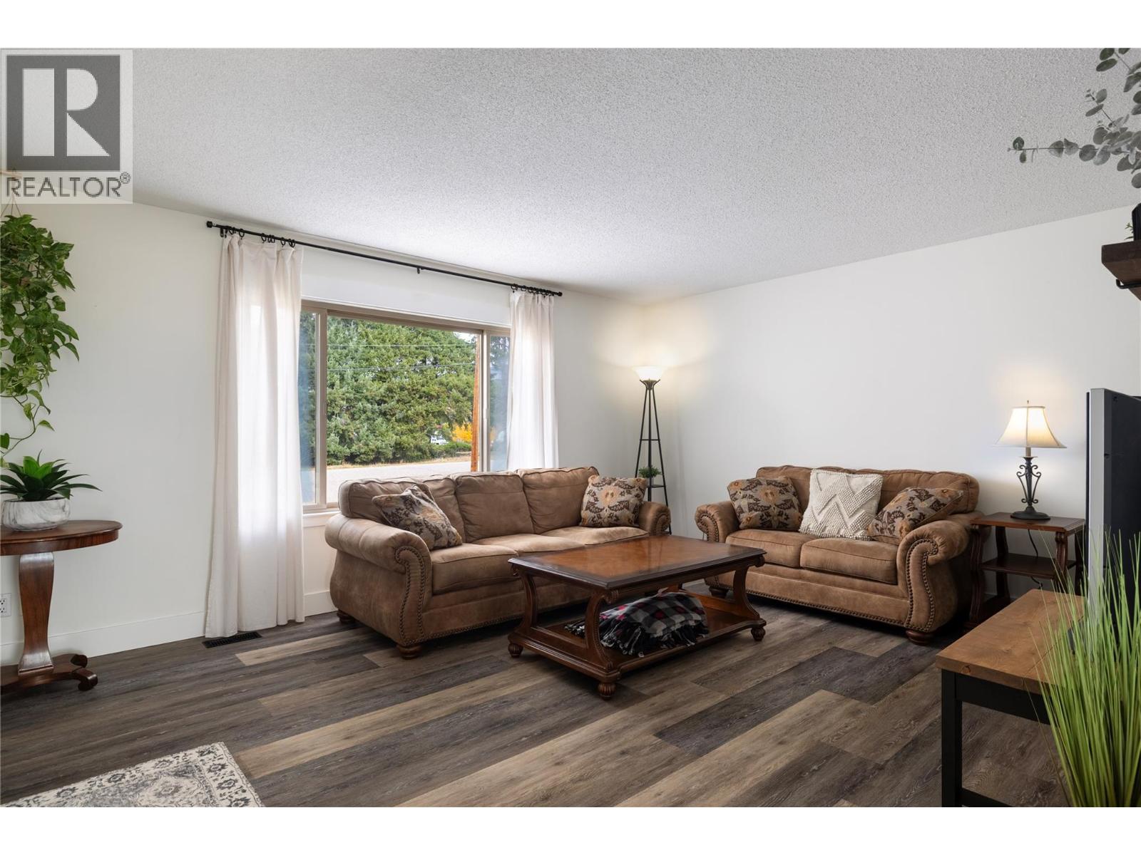 6454 Holbrook Road, Vernon, British Columbia  V1B 3T6 - Photo 28 - 10367096