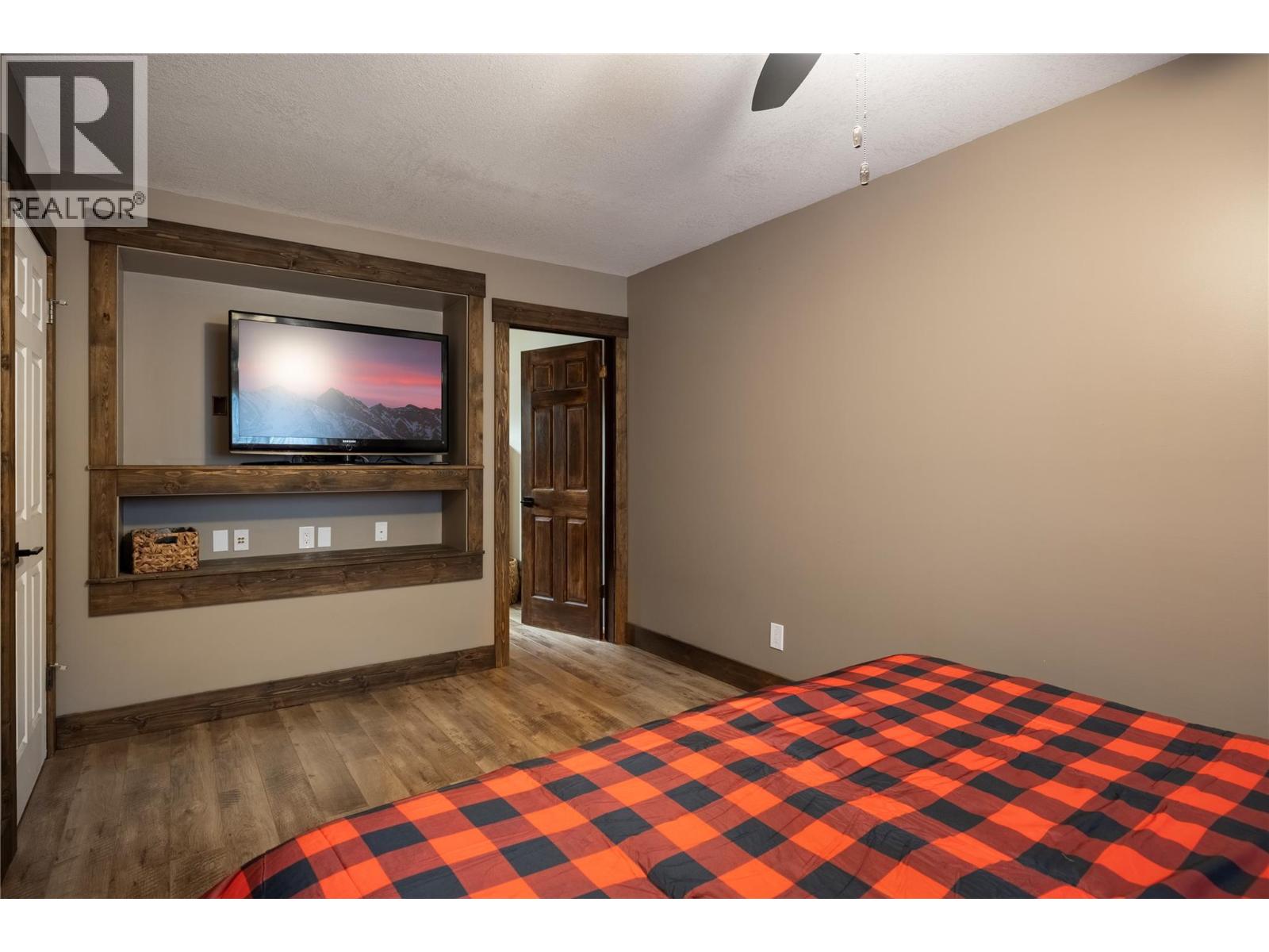 6454 Holbrook Road, Vernon, British Columbia  V1B 3T6 - Photo 29 - 10367096