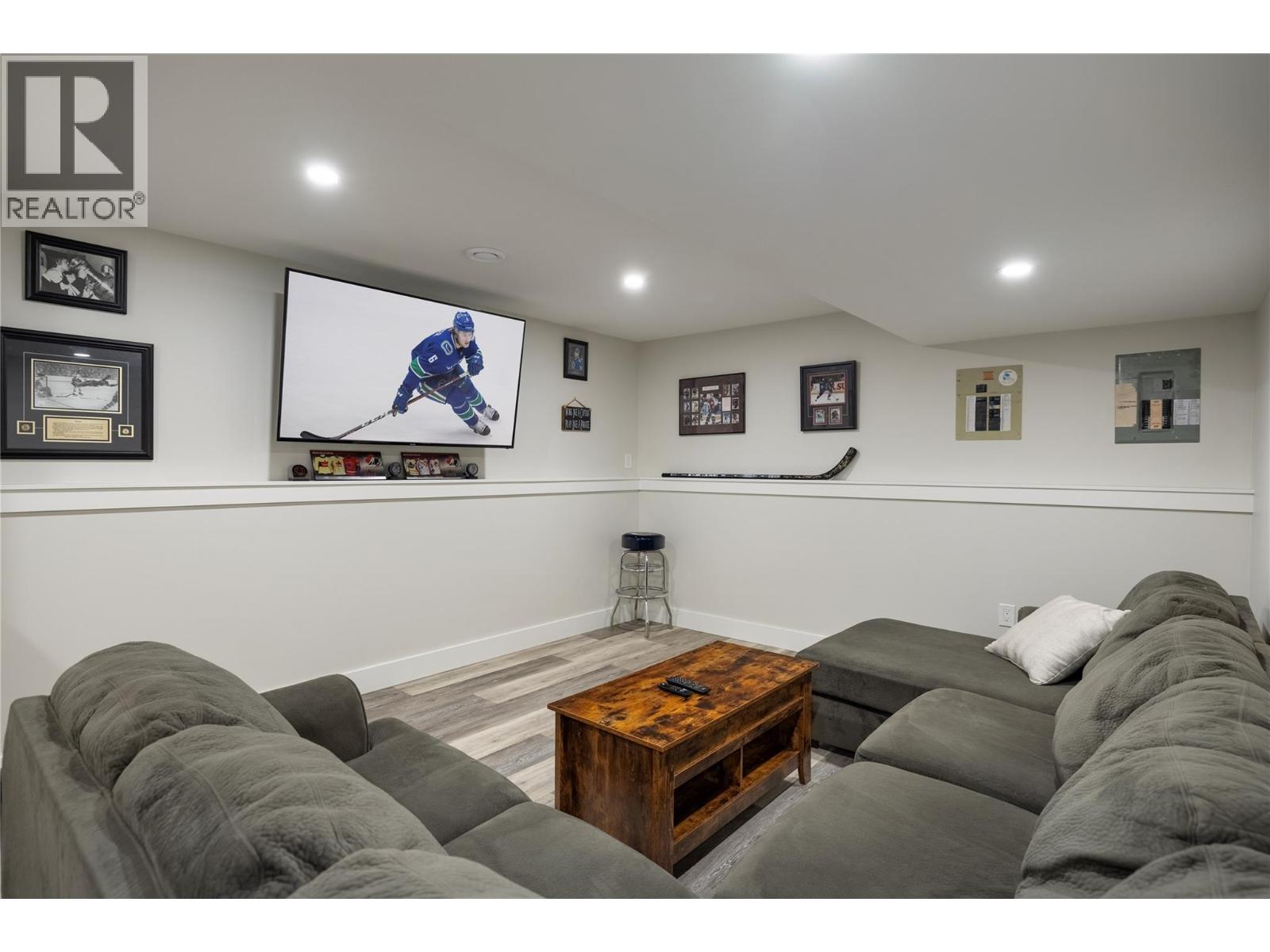 6454 Holbrook Road, Vernon, British Columbia  V1B 3T6 - Photo 37 - 10367096