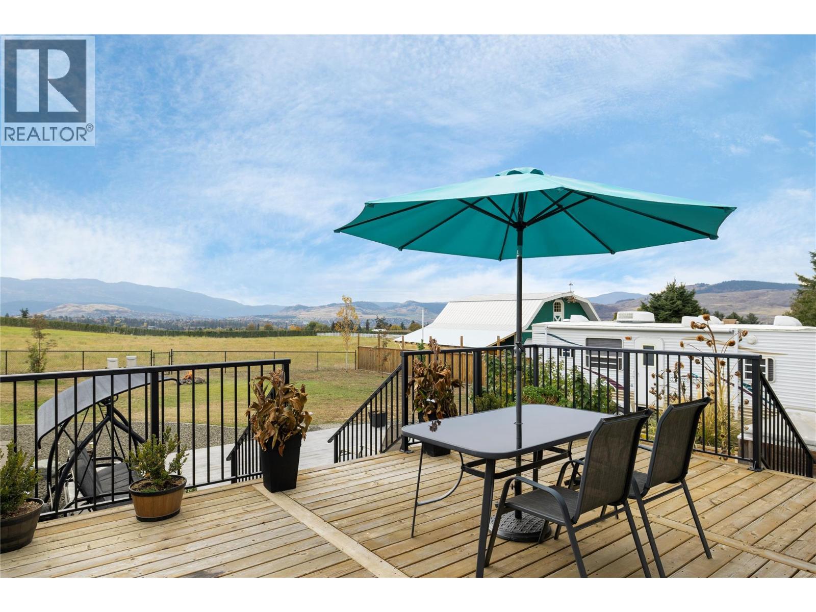 6454 Holbrook Road, Vernon, British Columbia  V1B 3T6 - Photo 8 - 10367096