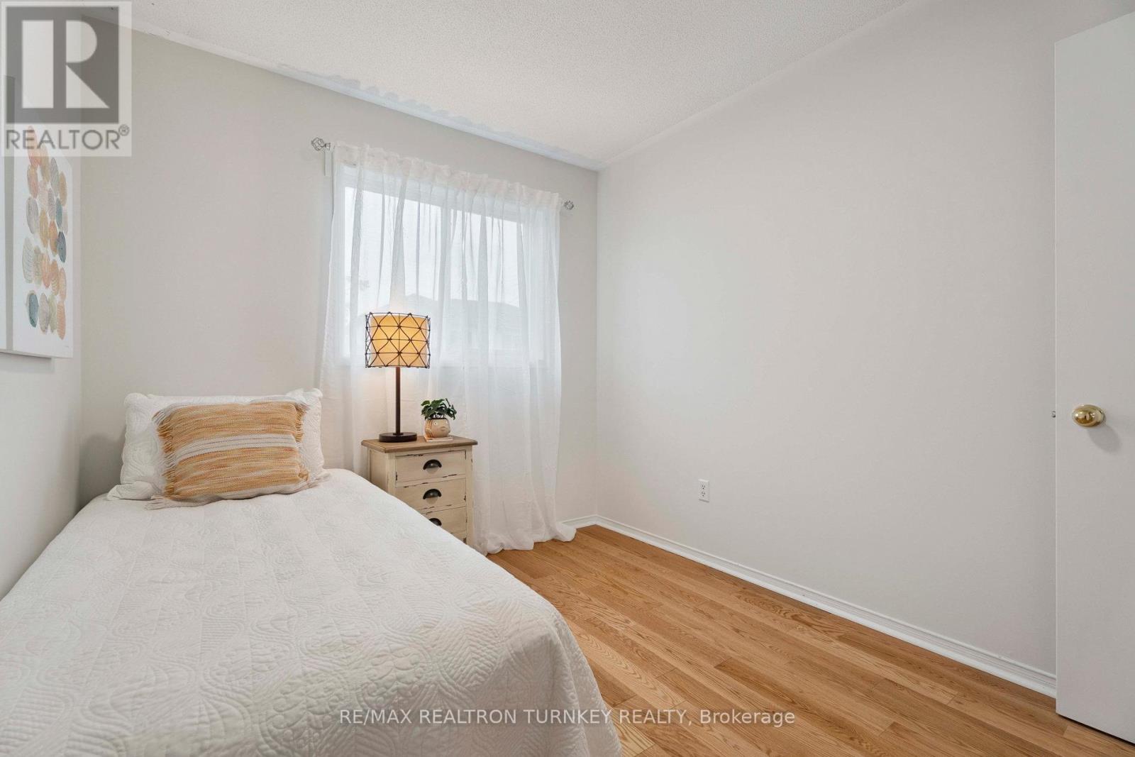 83 Pickett Crescent, Barrie, Ontario  L4N 8C1 - Photo 25 - S12466329