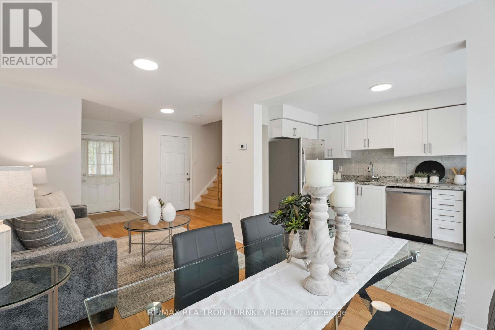 83 Pickett Crescent, Barrie, Ontario  L4N 8C1 - Photo 17 - S12466329