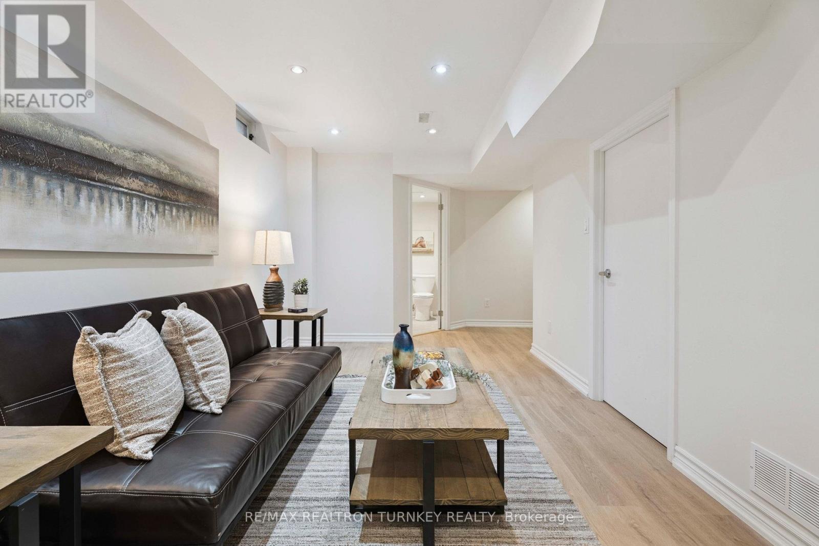 83 Pickett Crescent, Barrie, Ontario  L4N 8C1 - Photo 37 - S12466329