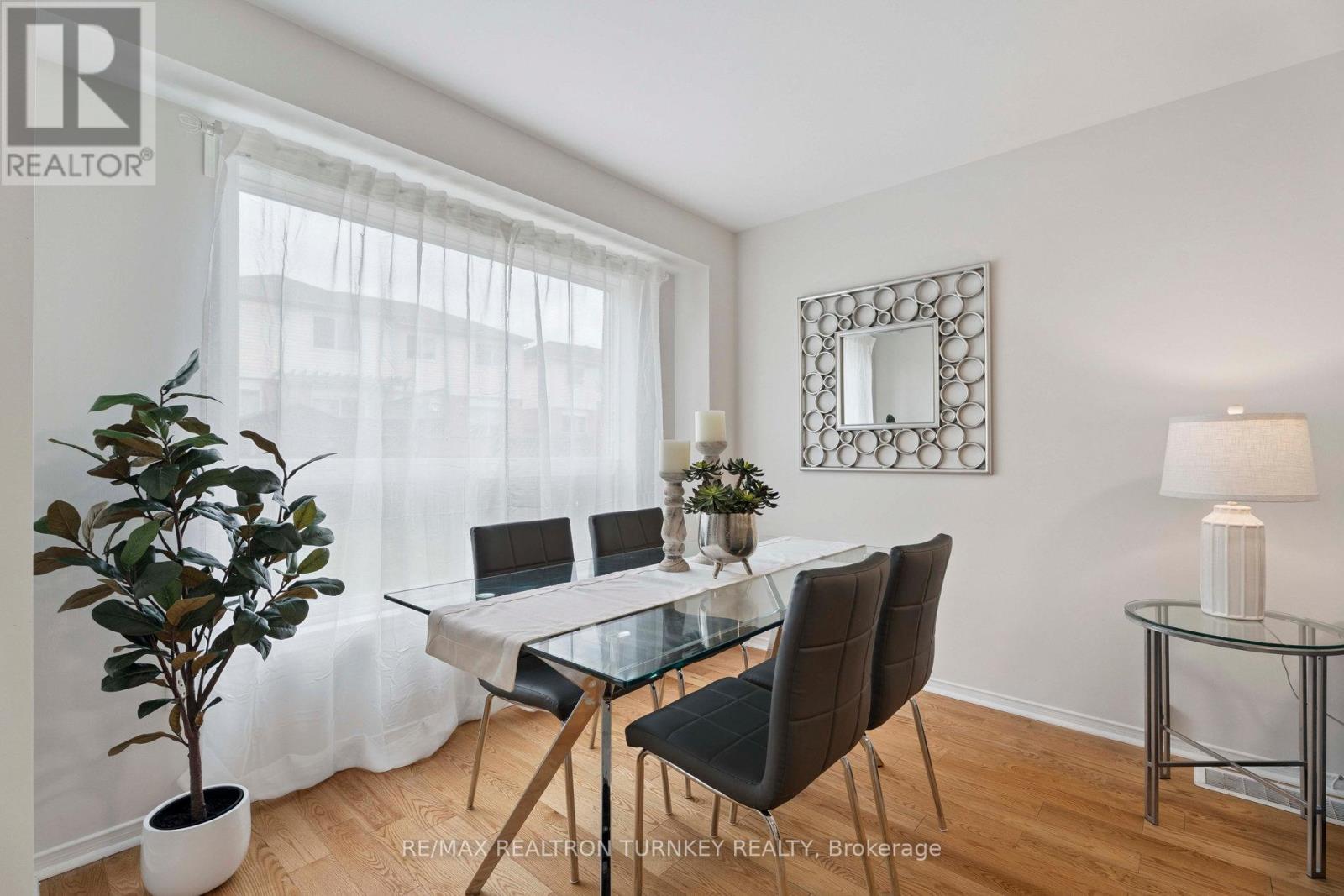 83 Pickett Crescent, Barrie, Ontario  L4N 8C1 - Photo 9 - S12466329