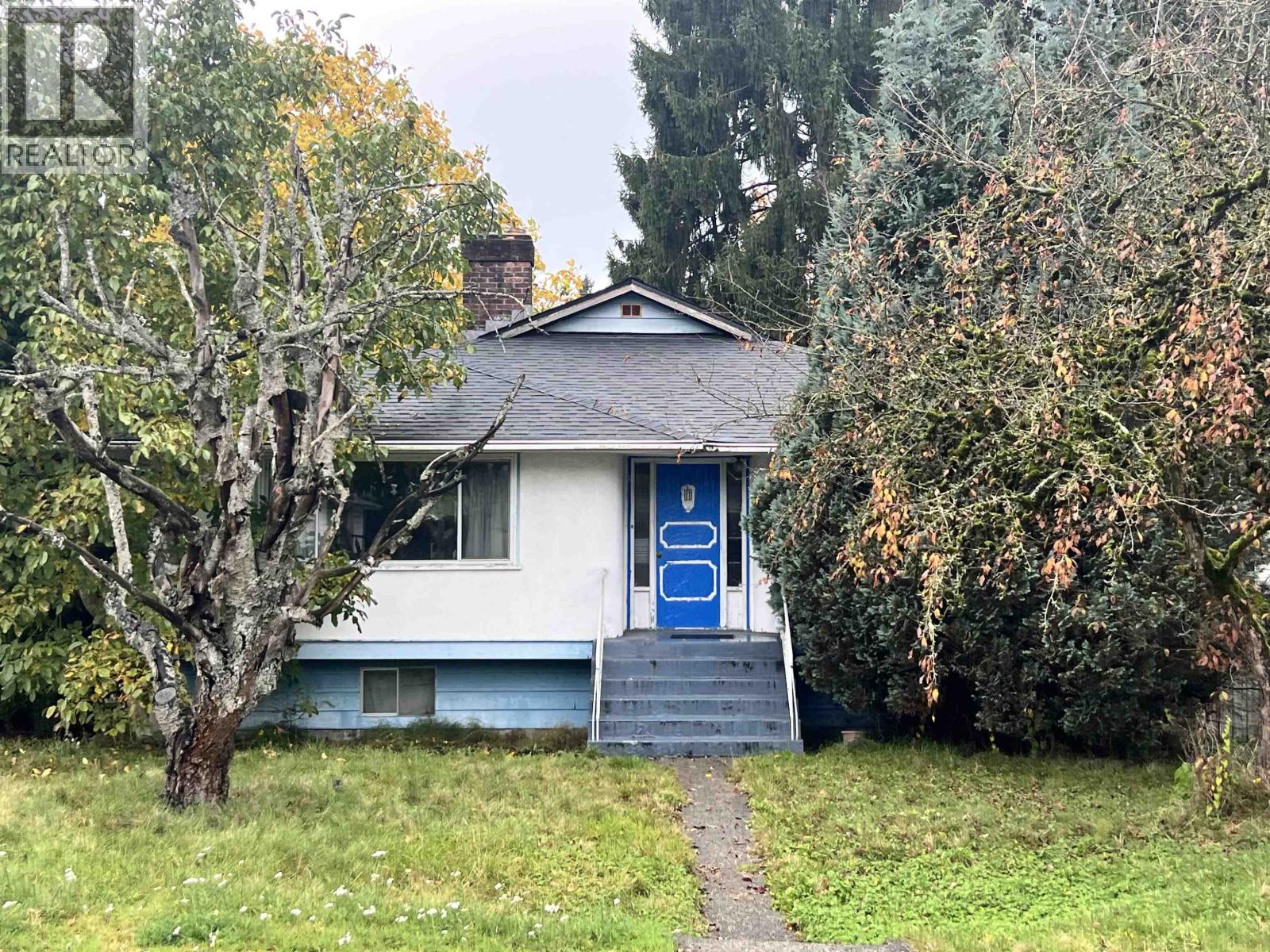 113 OVENS AVENUE, New Westminster, British Columbia