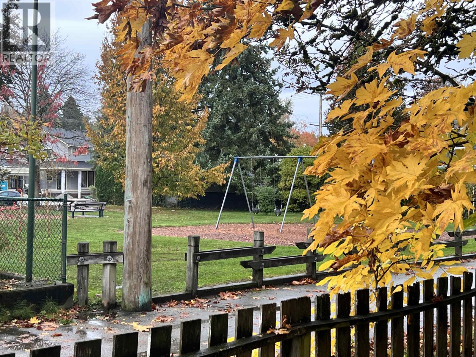 113 Ovens Avenue, New Westminster, British Columbia  V3L 1Z1 - Photo 2 - R3063136