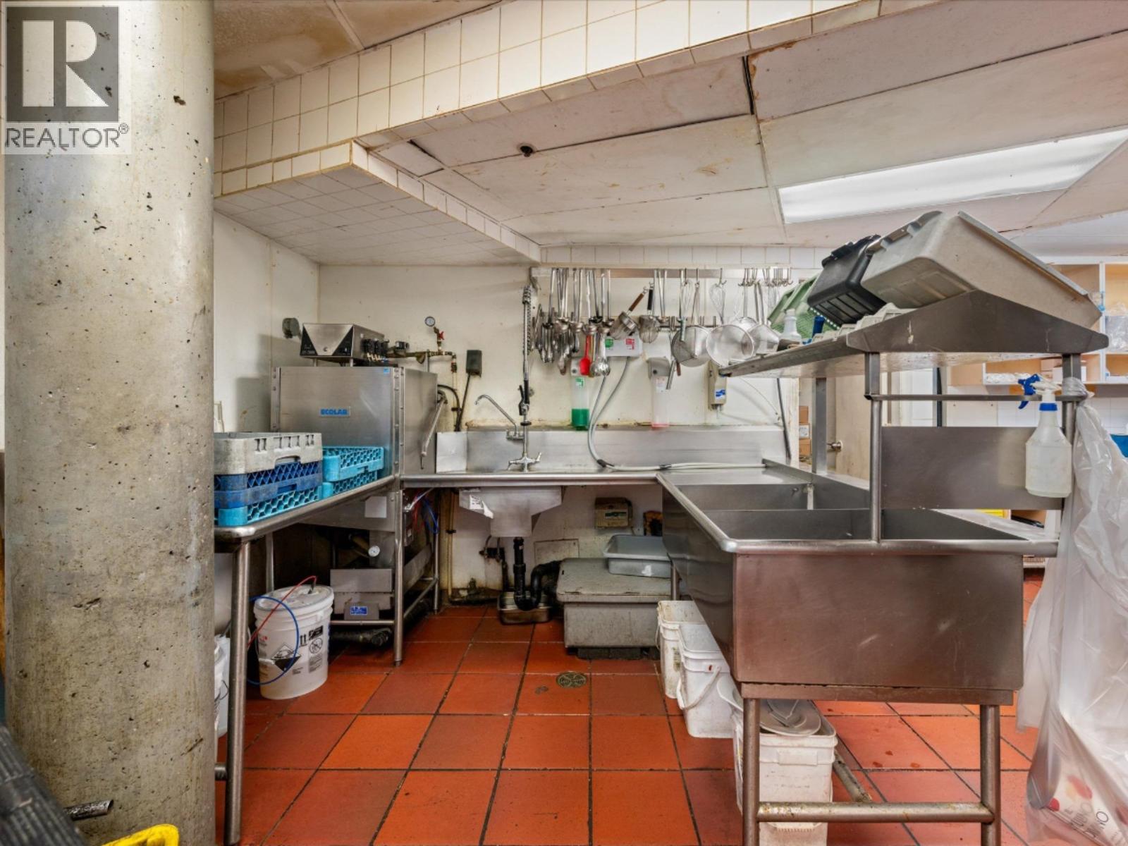 12004 Confidential Street, Whistler, British Columbia  V0V 0V0 - Photo 5 - C8073457