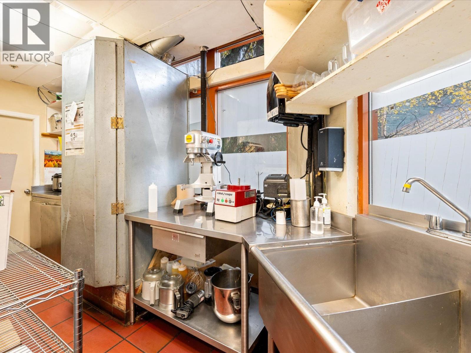 12004 Confidential Street, Whistler, British Columbia  V0V 0V0 - Photo 7 - C8073457