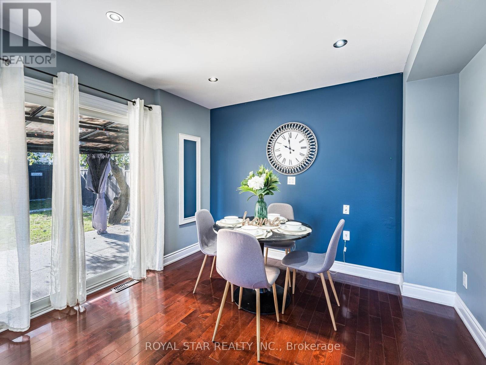 1 Gold Finch Court, Brampton, Ontario  L6S 2K7 - Photo 11 - W12436656