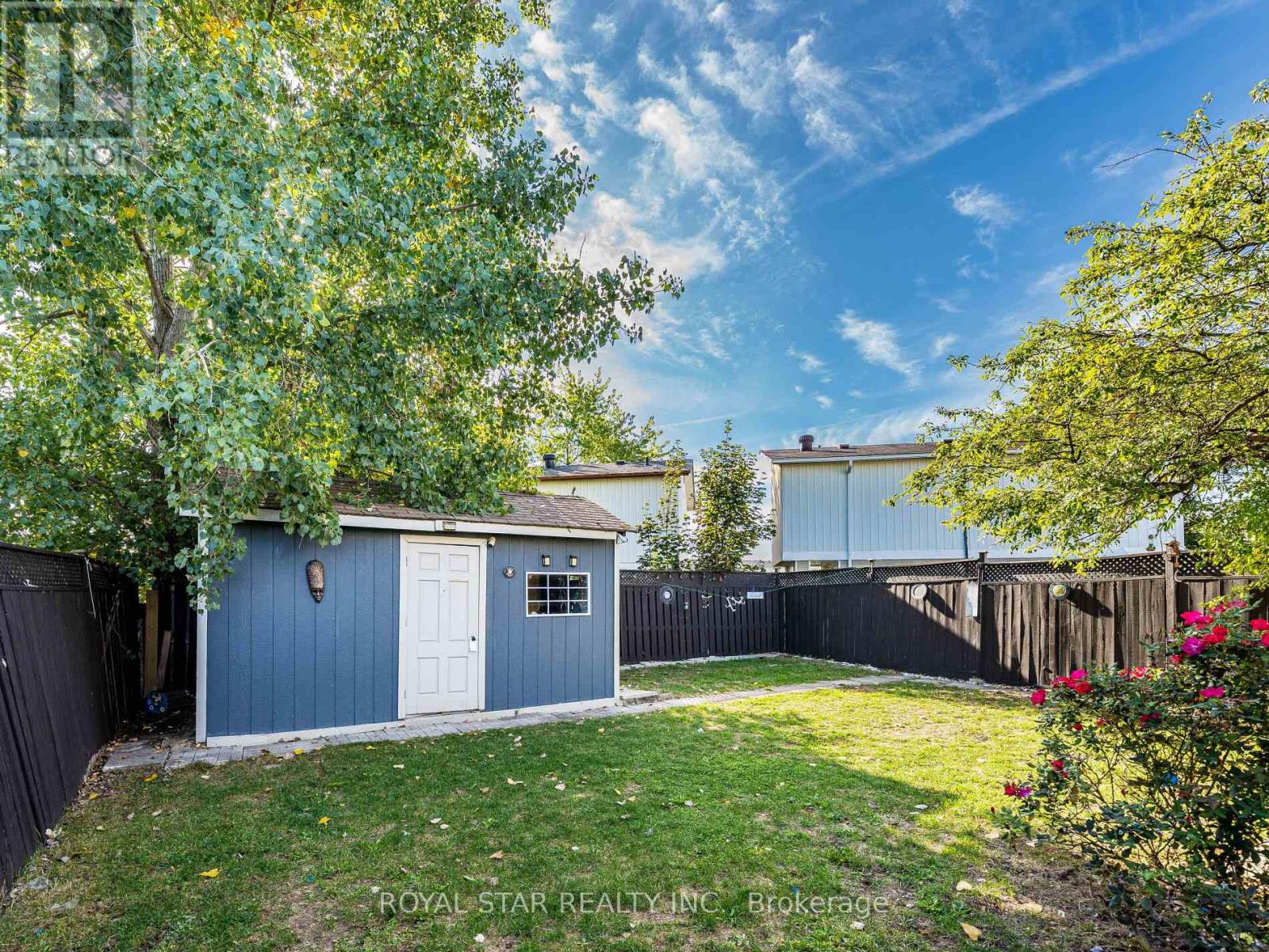 1 Gold Finch Court, Brampton, Ontario  L6S 2K7 - Photo 40 - W12436656