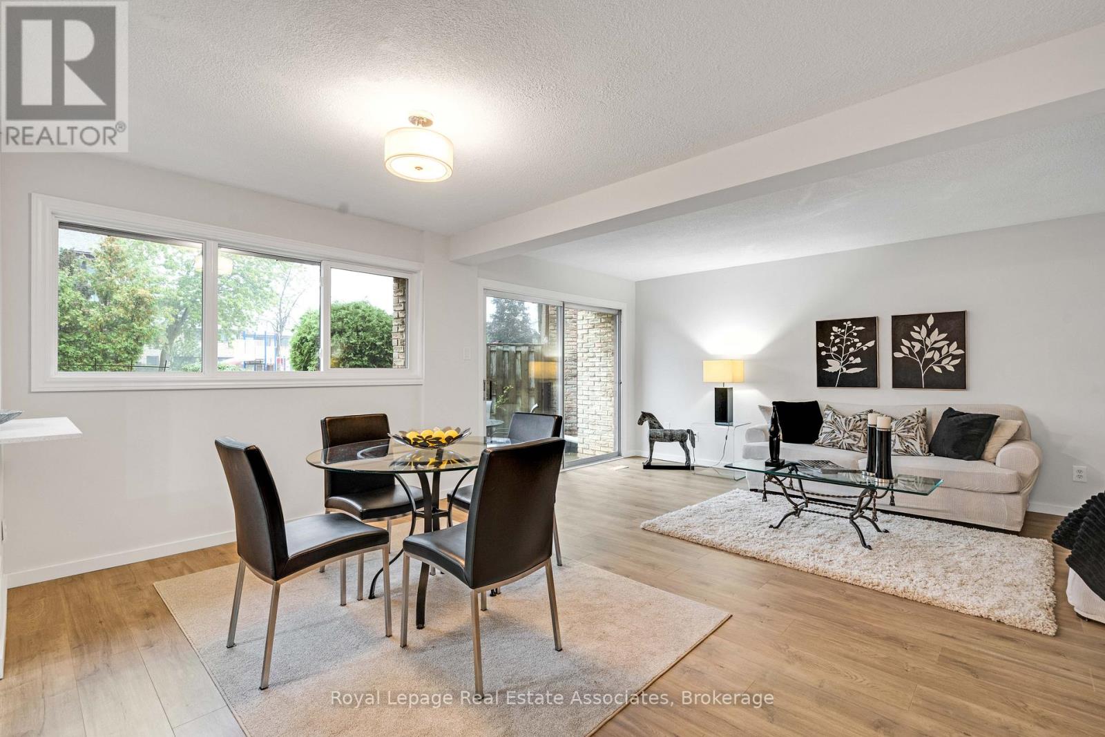 57 - 2605 WOODCHESTER DRIVE, Mississauga, Ontario