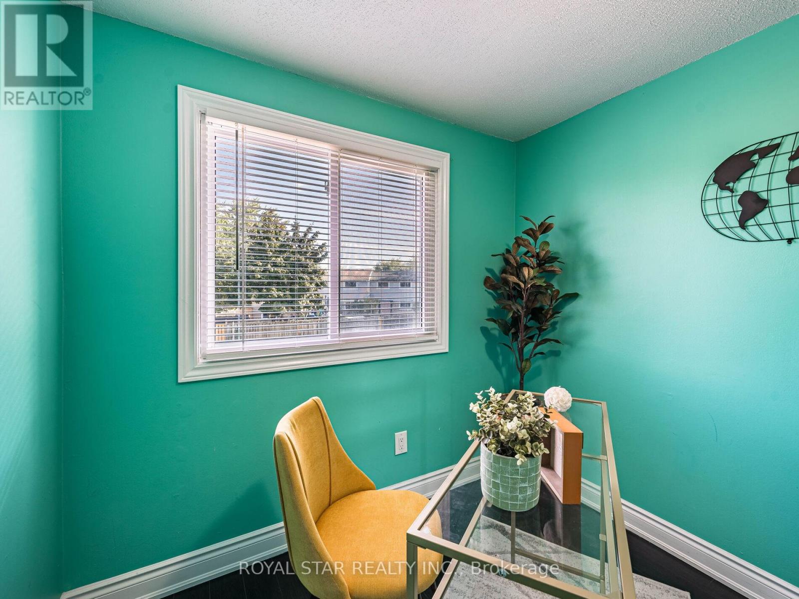 1 Gold Finch Court, Brampton, Ontario  L6S 2K7 - Photo 29 - W12436656