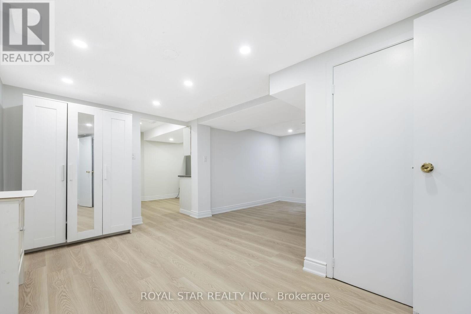 137 Ecclestone Drive, Brampton (Brampton West), Ontario  L6X 3P7 - Photo 41 - W12485580