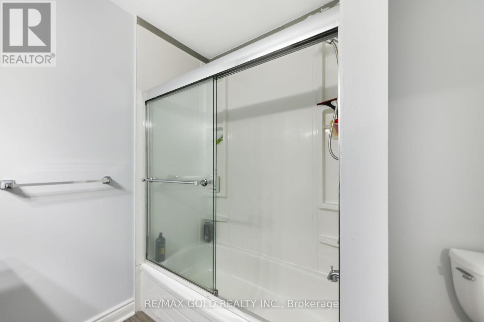 63 Mount Fuji Crescent, Brampton (Sandringham-Wellington), Ontario  L6R 2L5 - Photo 27 - W12487004