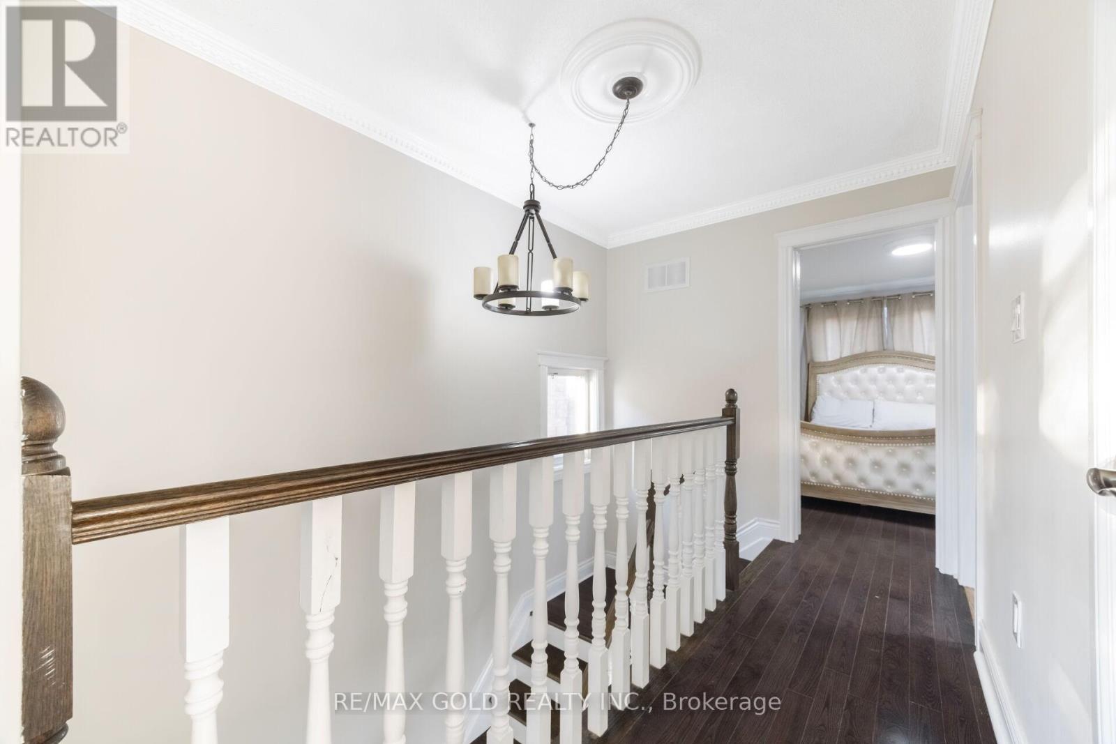 63 Mount Fuji Crescent, Brampton (Sandringham-Wellington), Ontario  L6R 2L5 - Photo 34 - W12487004