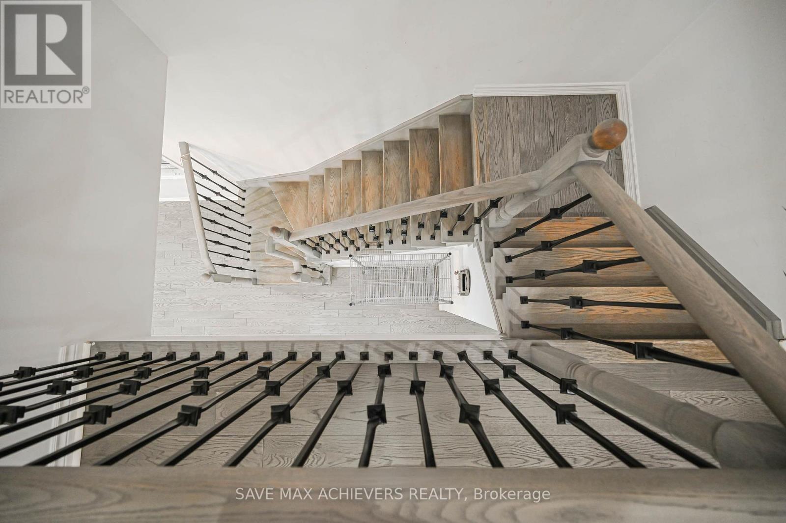 4 Hashmi Place, Brampton, Ontario  L6Y 6K1 - Photo 25 - W12486914