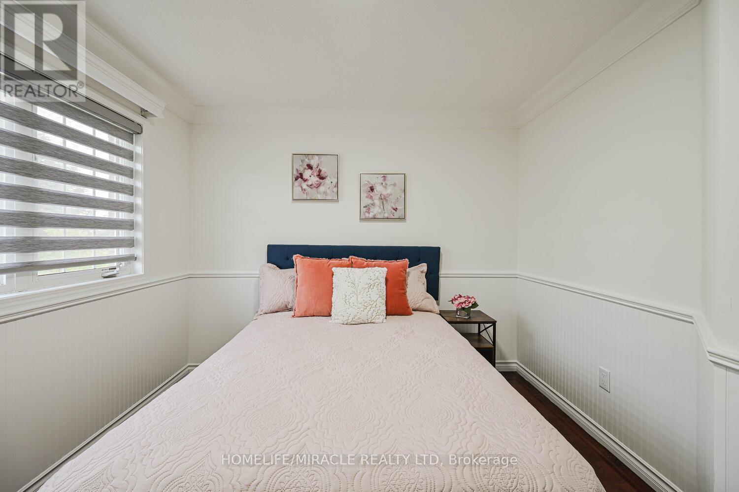 58 Sweetwood Circle, Brampton, Ontario  L7A 2X7 - Photo 38 - W12487319