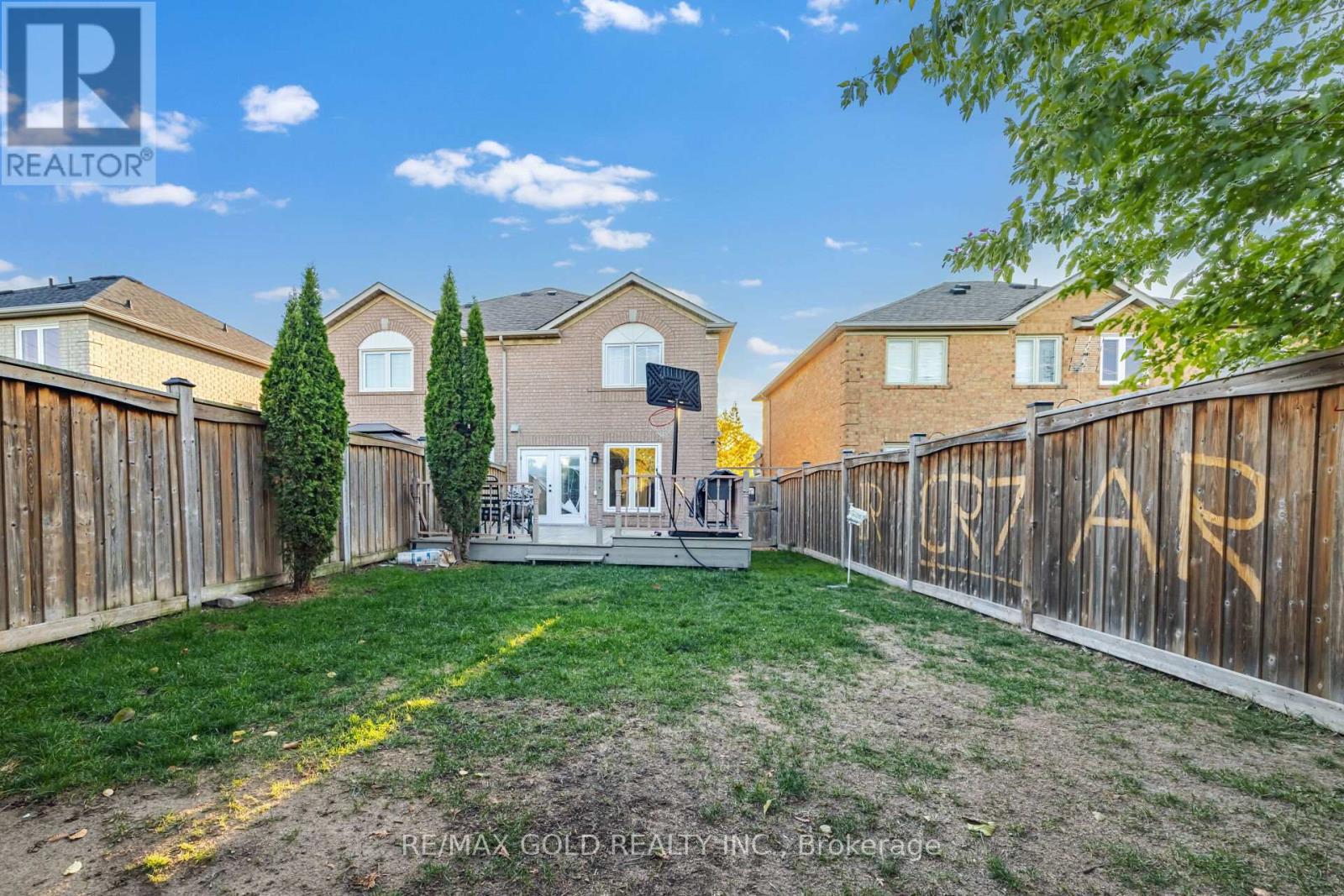 63 Mount Fuji Crescent, Brampton (Sandringham-Wellington), Ontario  L6R 2L5 - Photo 47 - W12487004