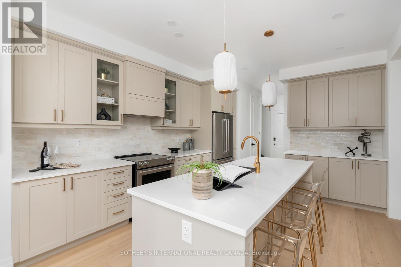 1556 Cookman Drive, Milton, Ontario  L9E 2A7 - Photo 17 - W12487511