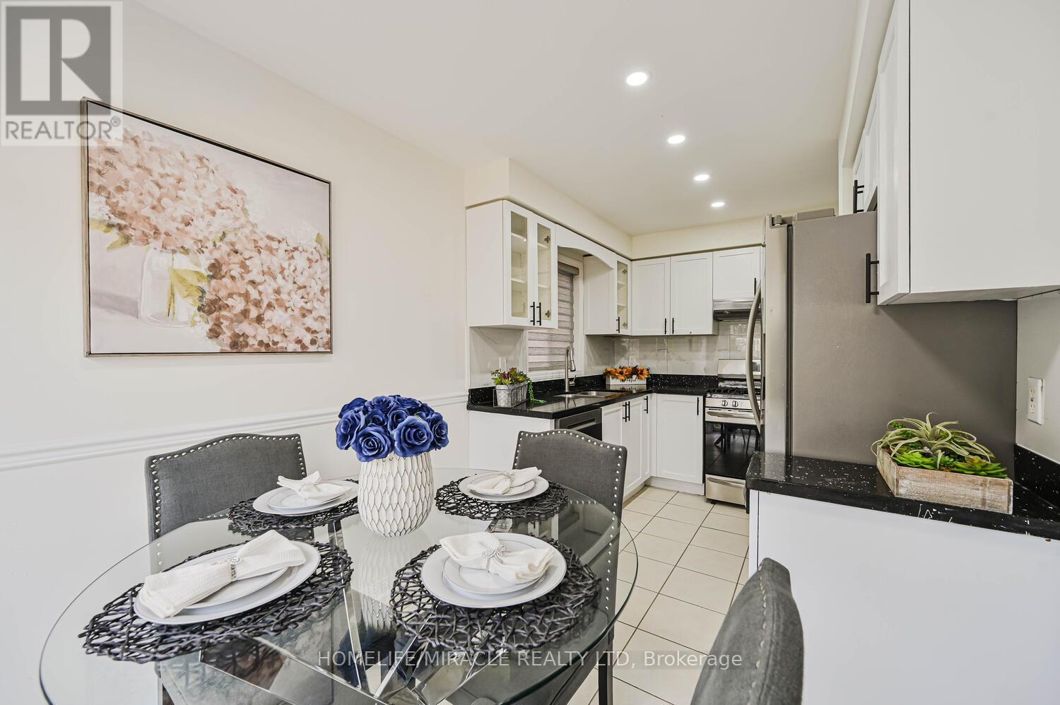 58 Sweetwood Circle, Brampton, Ontario  L7A 2X7 - Photo 16 - W12487319