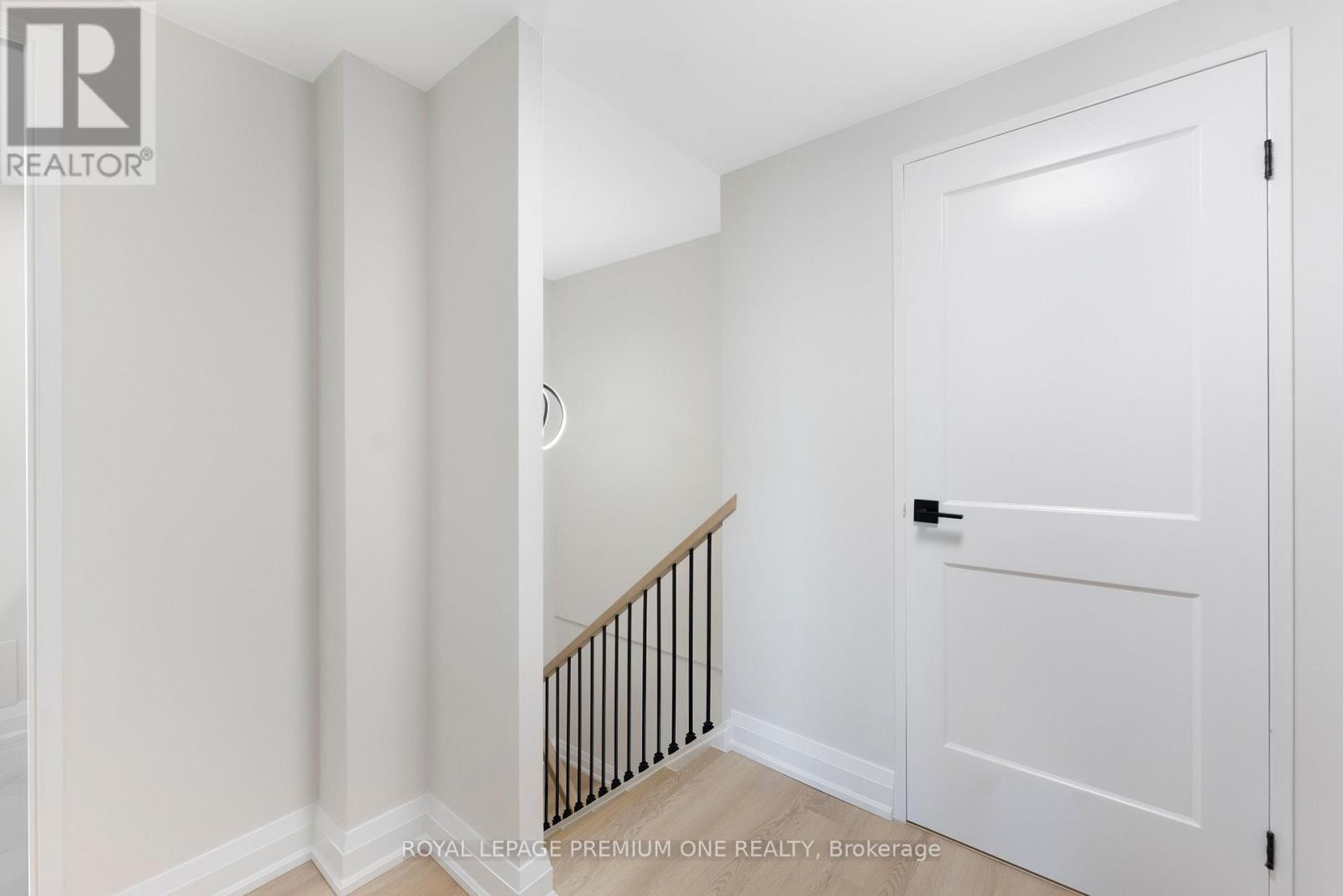 608 - 60 Southport Street, Toronto, Ontario  M6S 3N4 - Photo 11 - W12487536