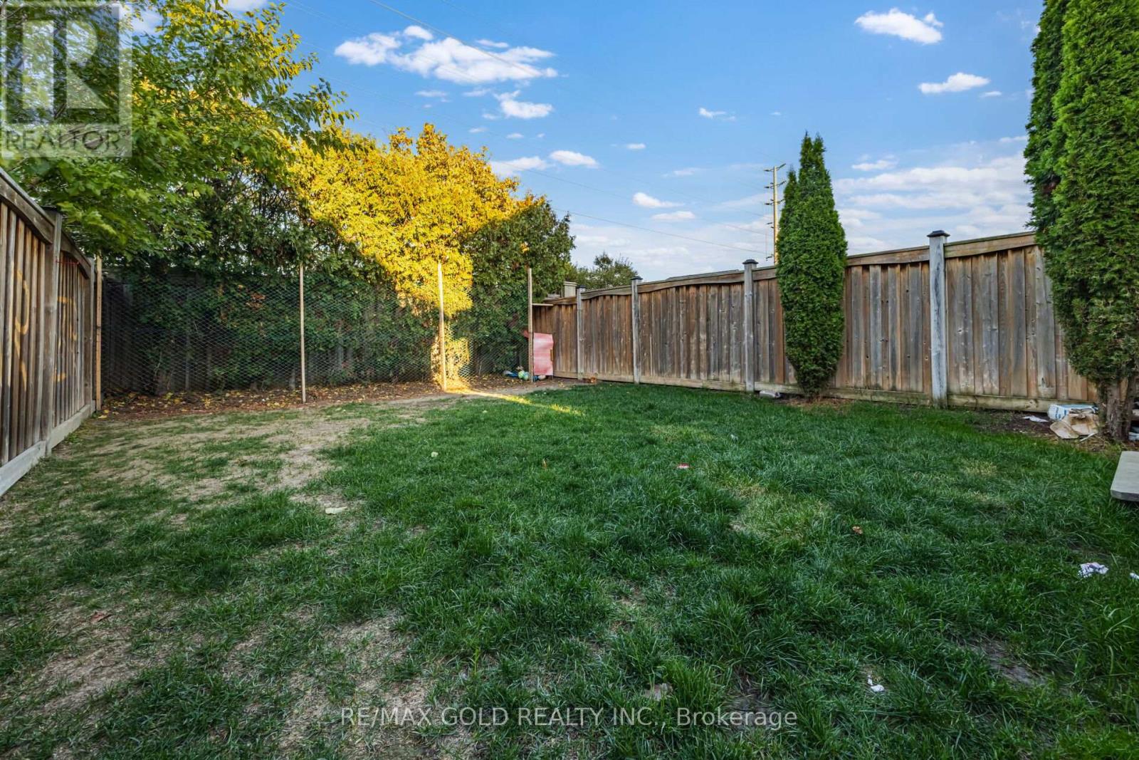 63 Mount Fuji Crescent, Brampton (Sandringham-Wellington), Ontario  L6R 2L5 - Photo 45 - W12487004