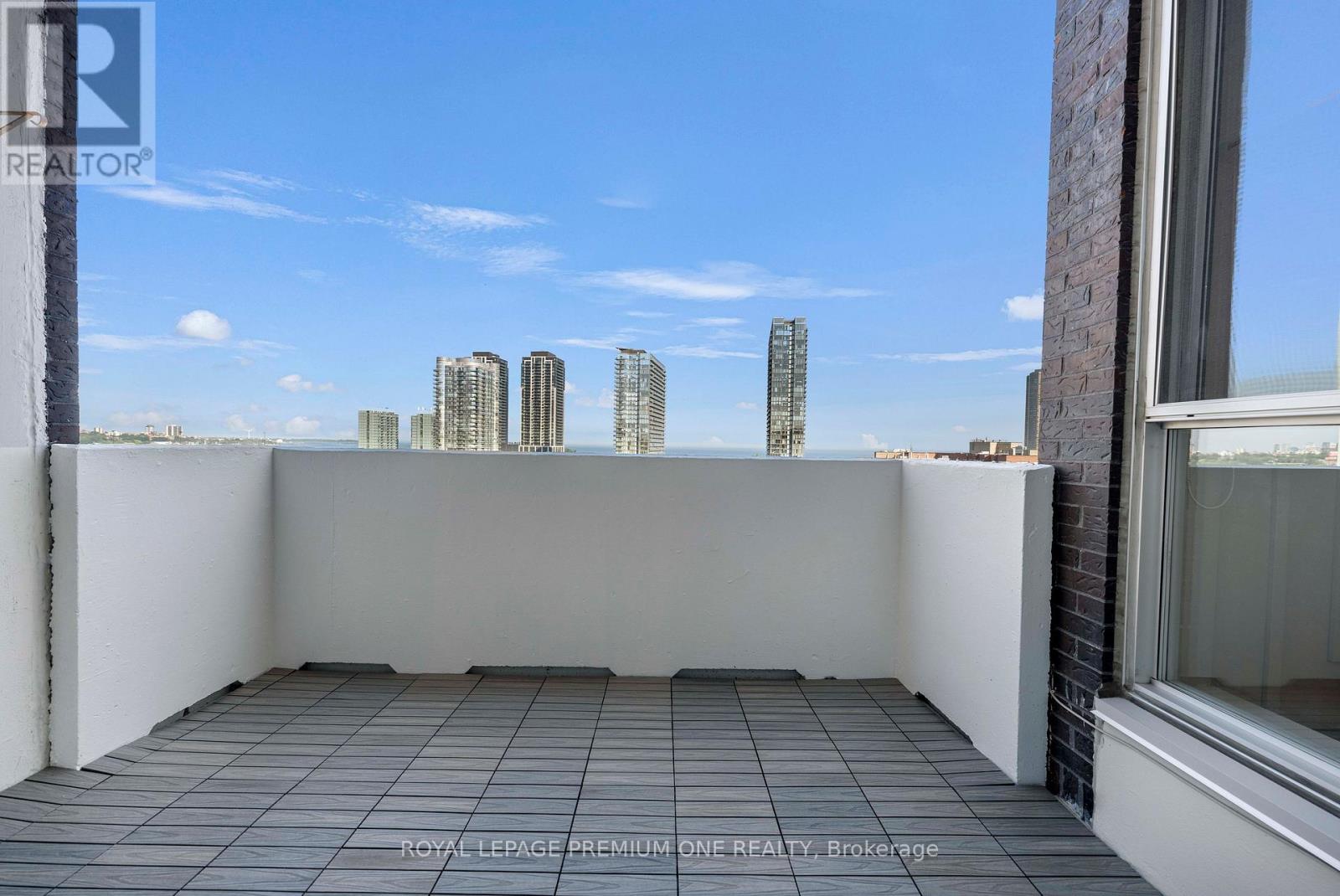 608 - 60 Southport Street, Toronto, Ontario  M6S 3N4 - Photo 26 - W12487536