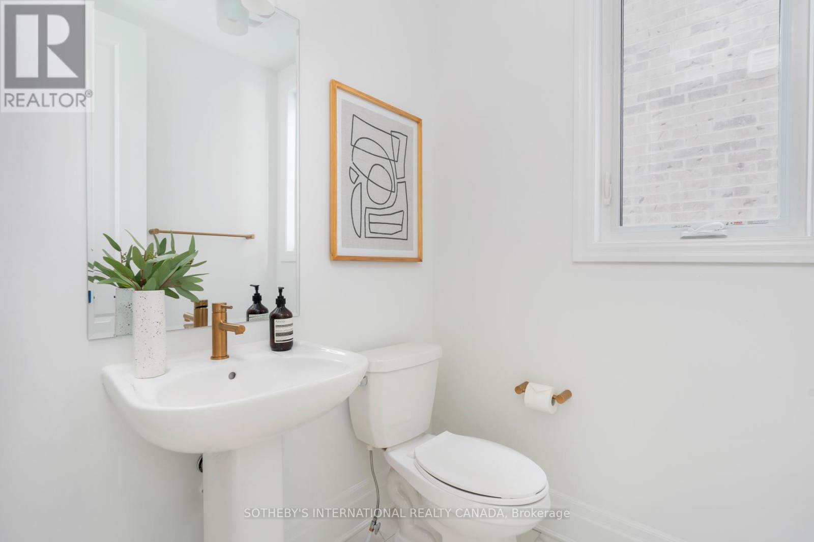 1556 Cookman Drive, Milton, Ontario  L9E 2A7 - Photo 24 - W12487511