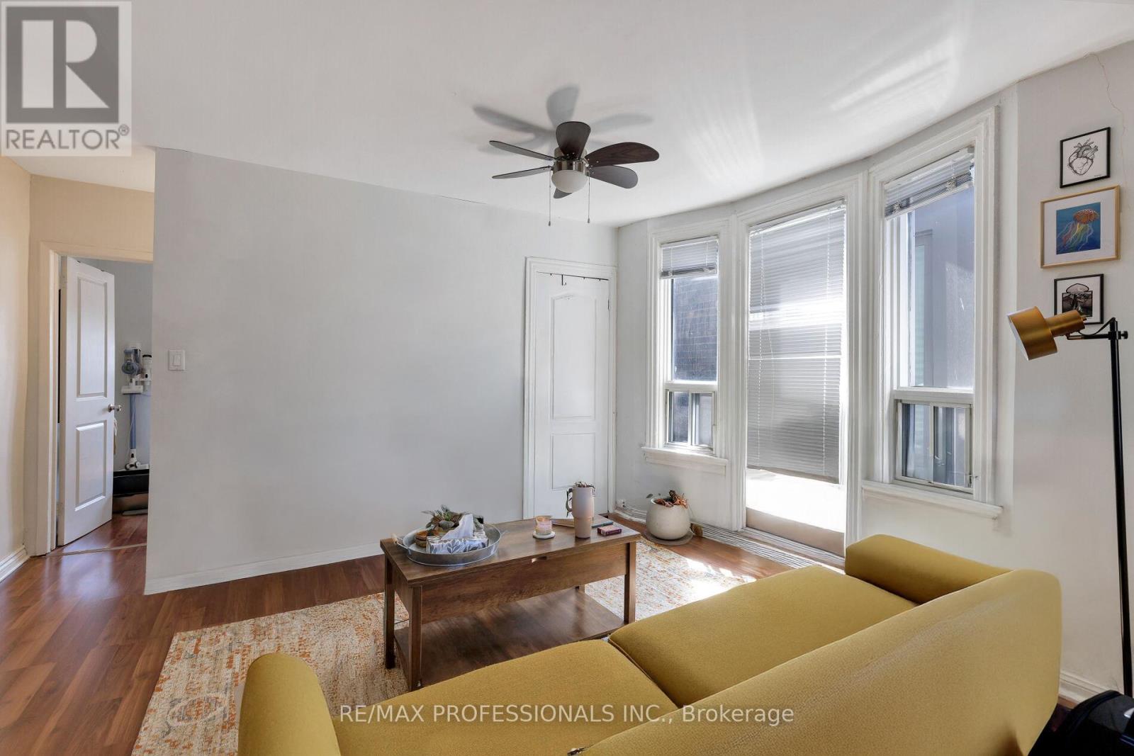 176 Symington Avenue, Toronto, Ontario  M6P 3W6 - Photo 16 - W12487724