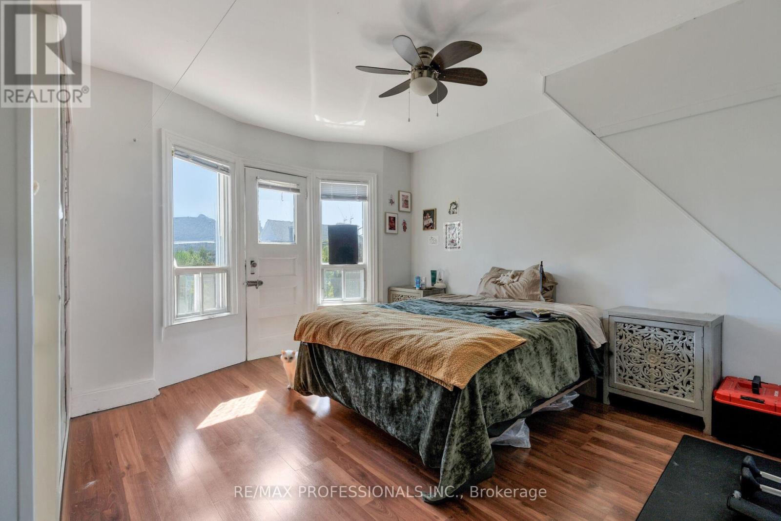 176 Symington Avenue, Toronto, Ontario  M6P 3W6 - Photo 19 - W12487724