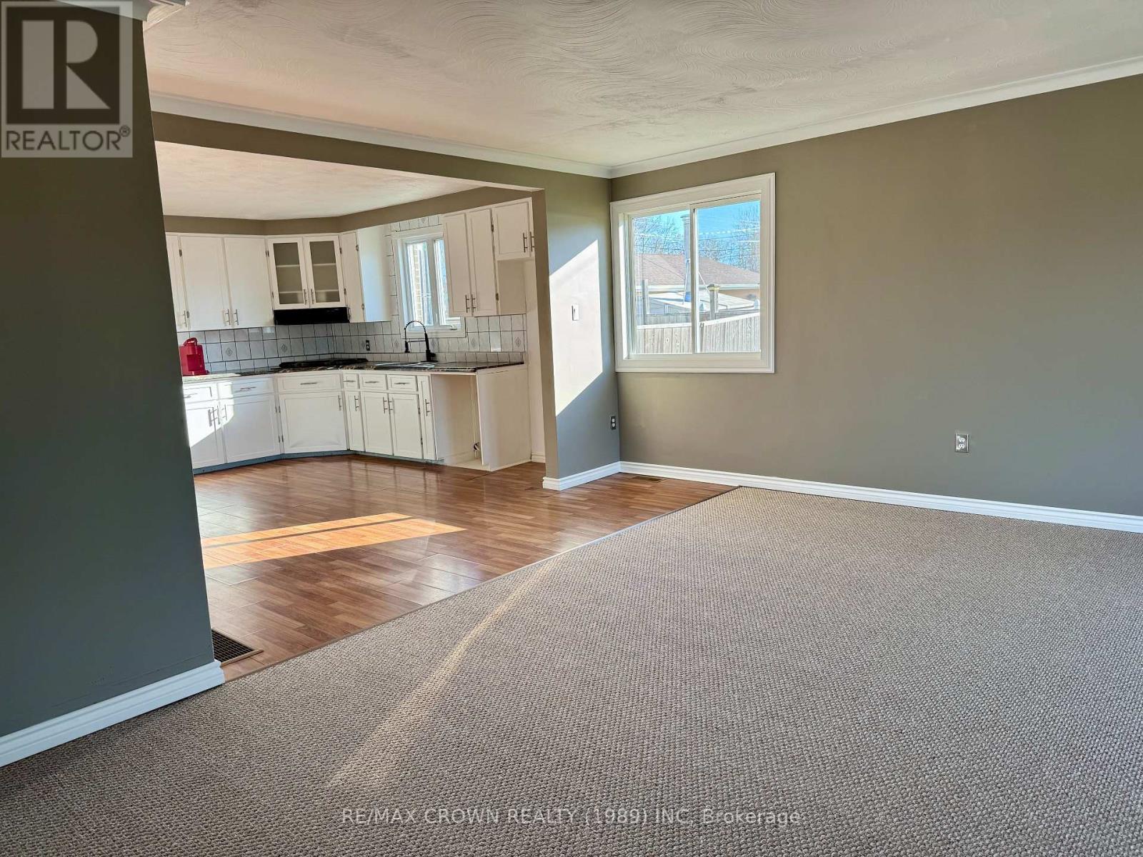 27 Ottawa Street, Kapuskasing, Ontario  P5N 1Y6 - Photo 3 - T12487142