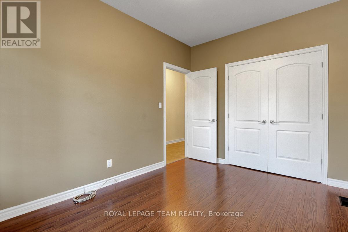 520 Clothier Street W, North Grenville, Ontario  K0G 1J0 - Photo 23 - X12257928