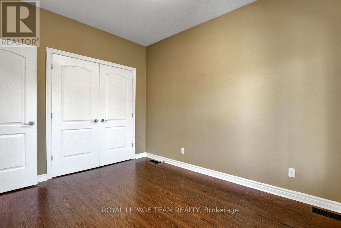 520 Clothier Street W, North Grenville, Ontario  K0G 1J0 - Photo 24 - X12257928