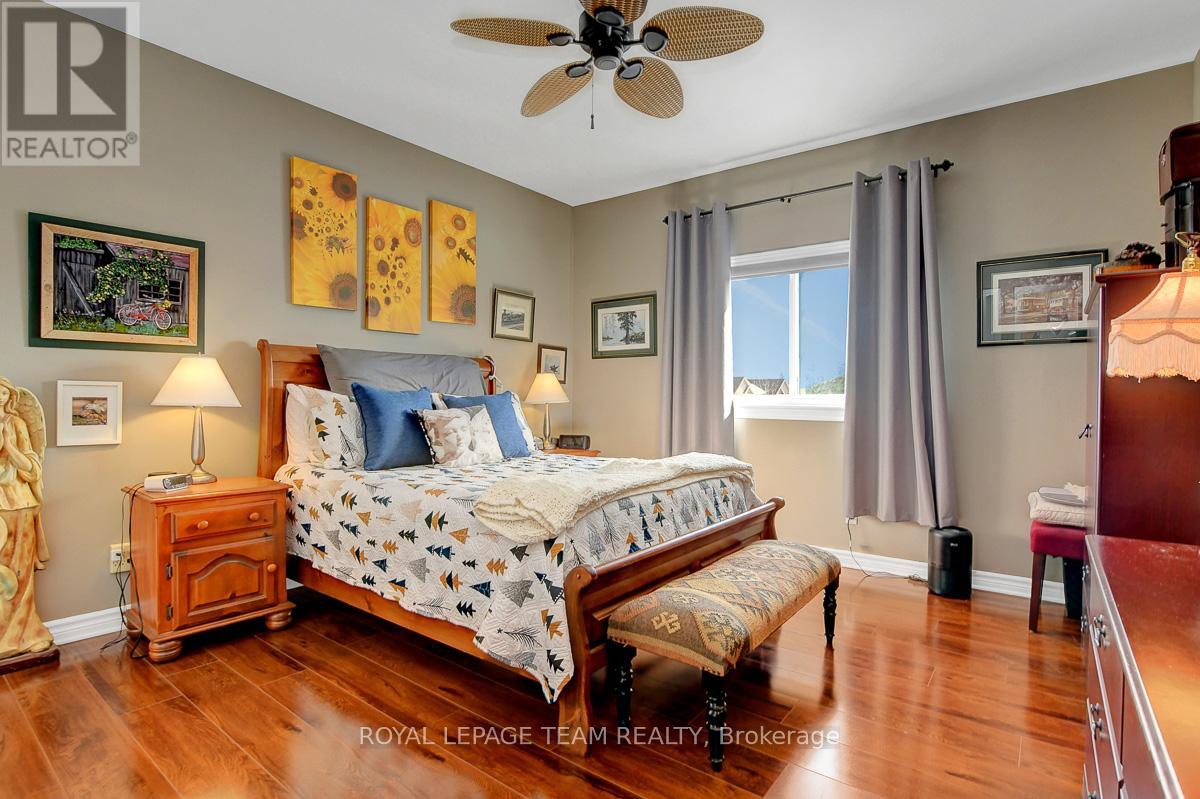 520 Clothier Street W, North Grenville, Ontario  K0G 1J0 - Photo 16 - X12257928